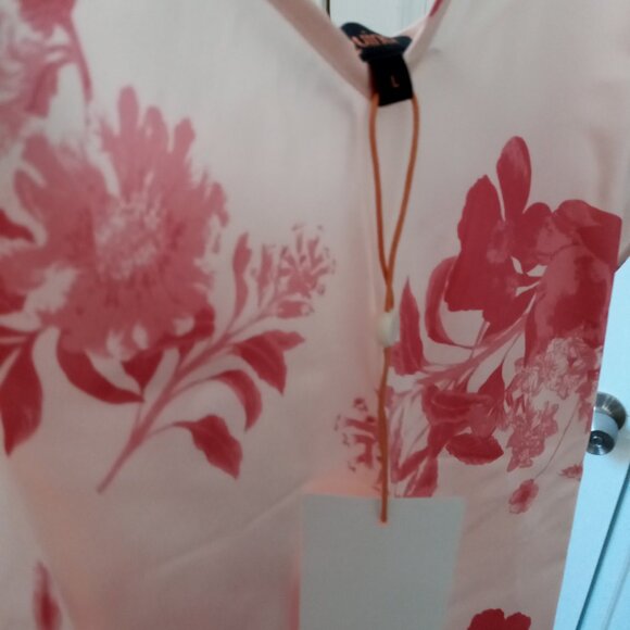 NWT Quince 100% Washable Silk Mini Slip Dress/Nightgown. Large. Pink Bouquet. - Picture 7 of 14